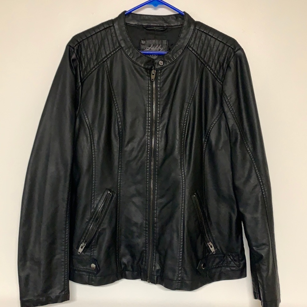 Sebby Collection women’s faux leather jacket